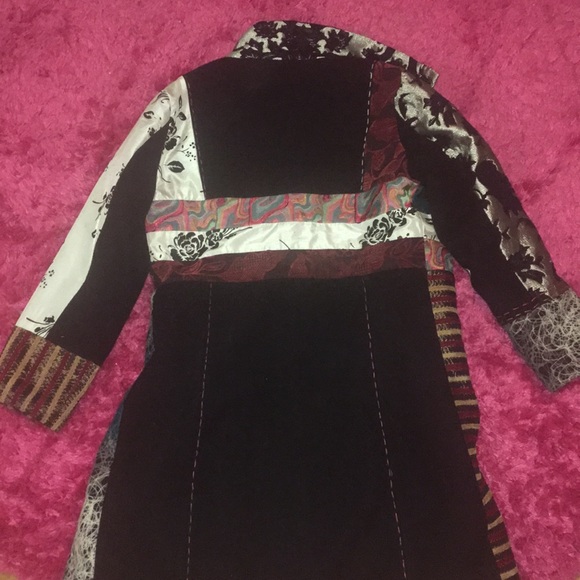 Coat - Picture 2 of 2